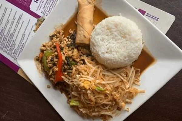 #L Combo Pad Kra Prao Chicken