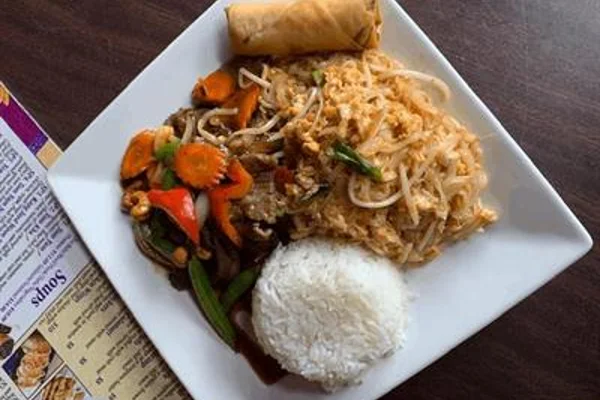 #L Combo Pad Cashew Chicken